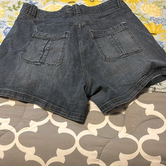 Black, slightly distressed, jean shorts - Picture 2 of 2